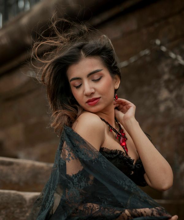 Harleen, verified Loconto college-girl escort in Clement Town, Dehradun